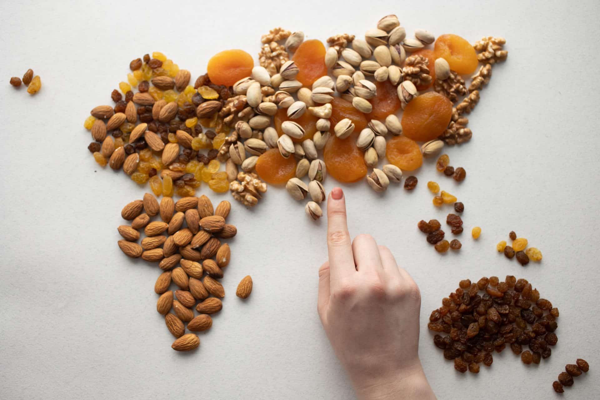 best-energy-food-for-hiking-16-easy-and-cheap-ideas-you-will-love